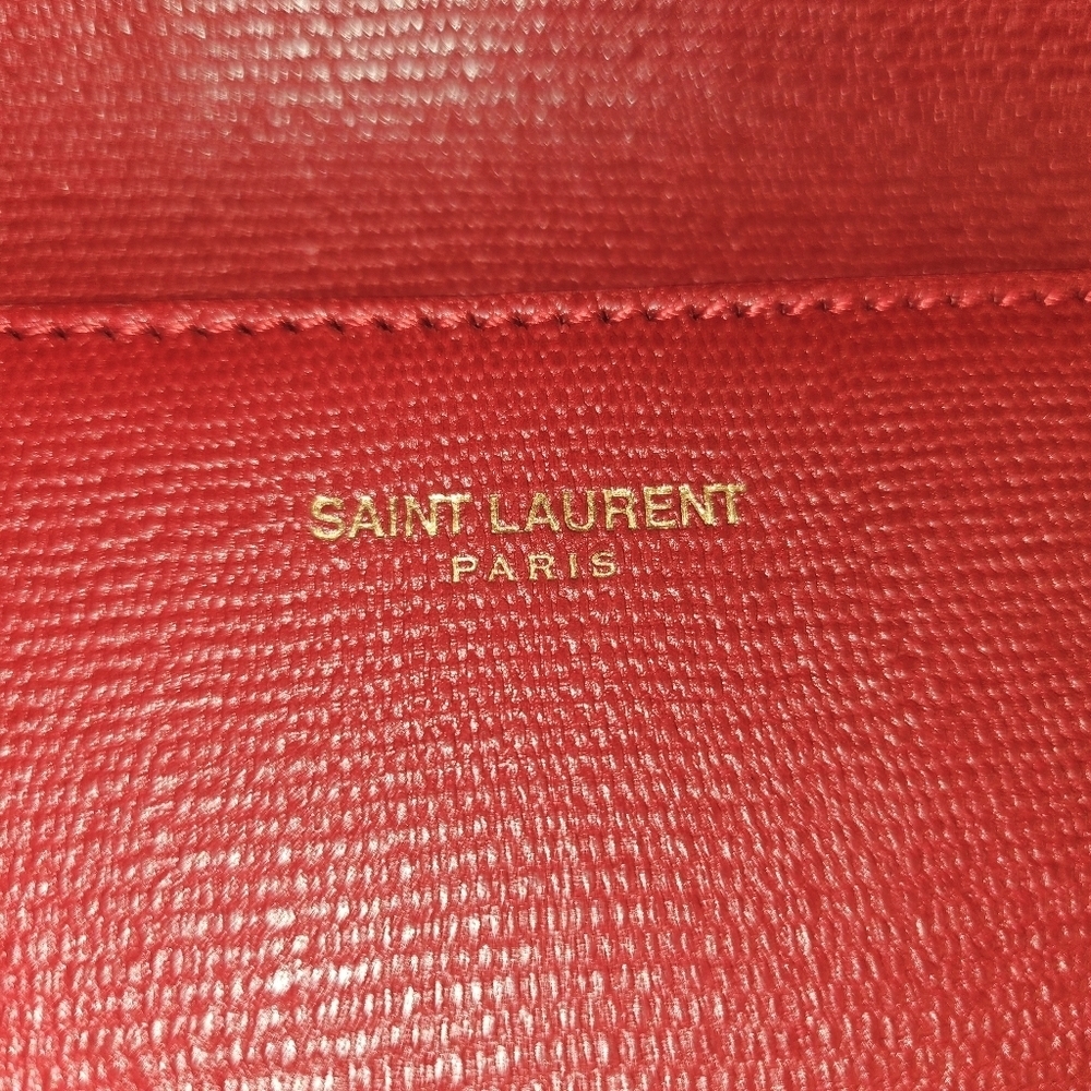 Saint Laurent Y Clutch in Red Pebbled Calfskin Leather with Gold Hardware - Picture 5 of 15